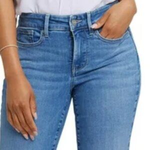 NWT NYDJ Marilyn Straight sz 10